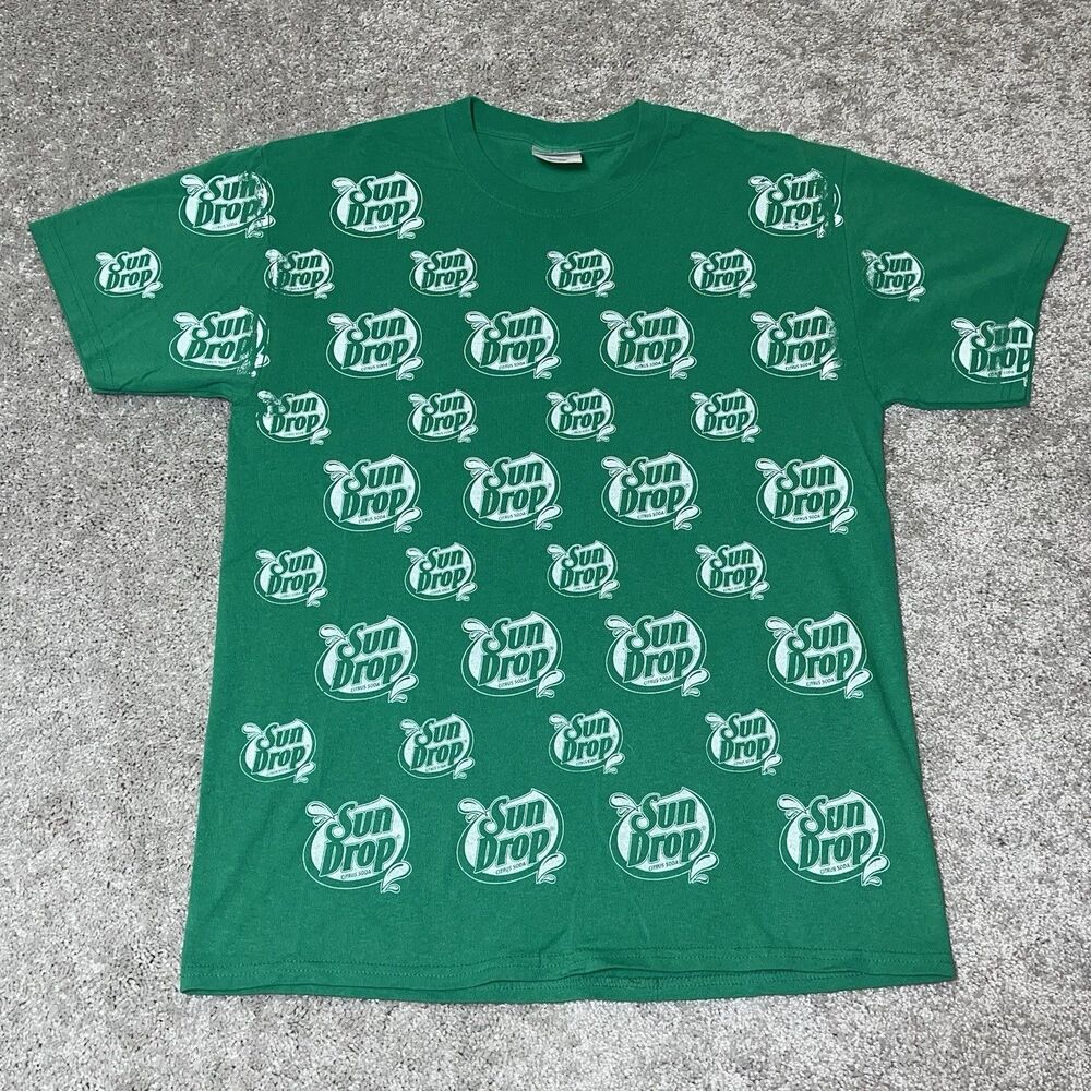 Vintage Sun Drop Citrus Soda All Over Print Graphic Logo T-Shirt Mens Medium